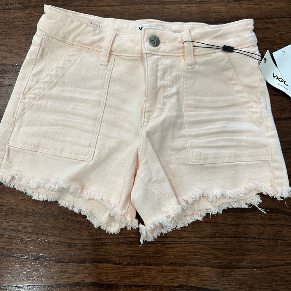Vigoss Women's Peach Frayed Hem Shorts